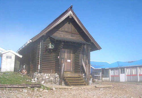 頂上の山小屋